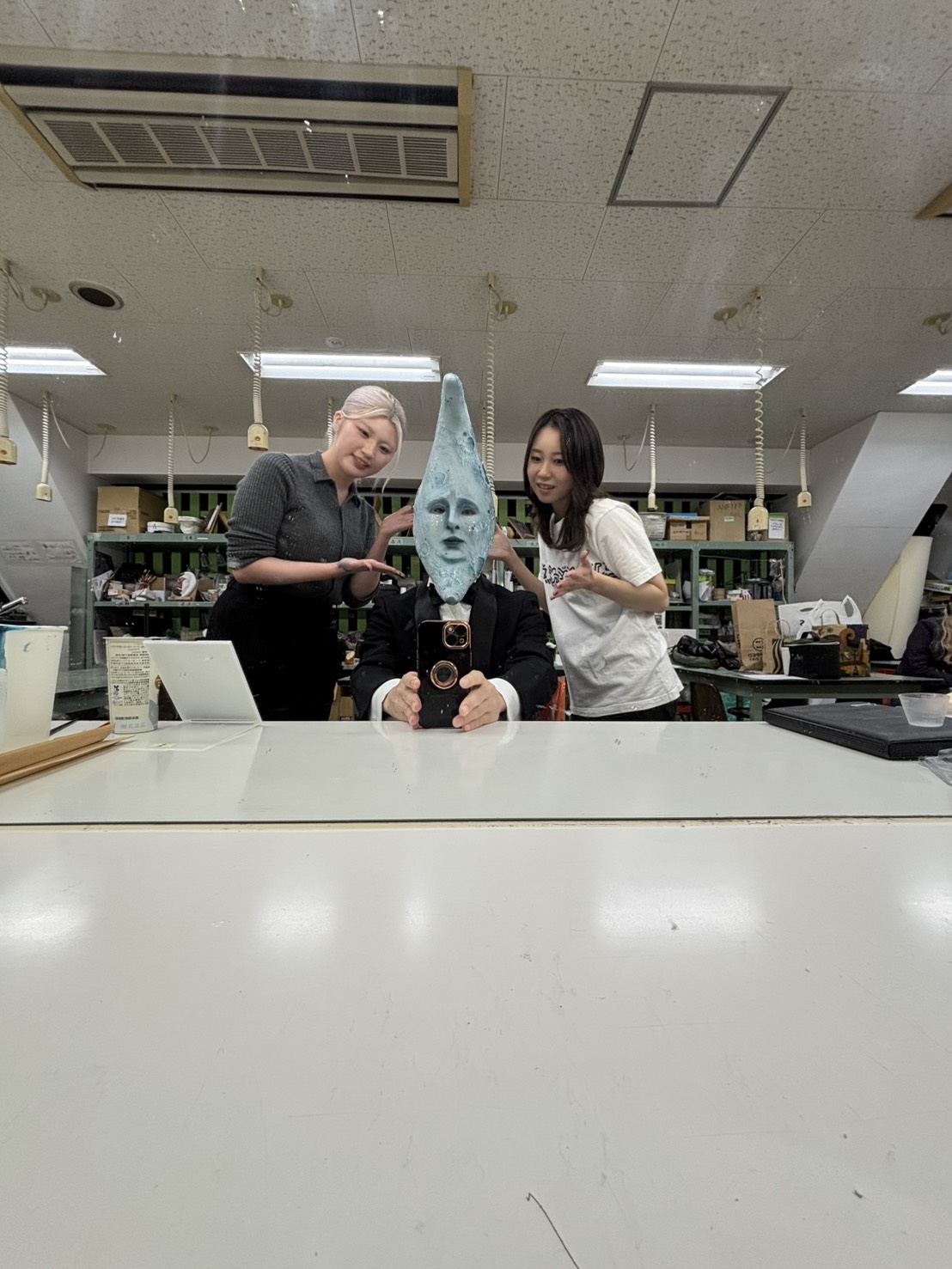 東京ビジュアルアーツ専門学校・特殊メイク学科のOB
伊藤祐月さんと嶺脇碧さんが手がけた本格造形。